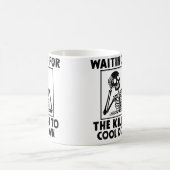 Mug Poterie en attente du refroidissement du four à po (Centre)