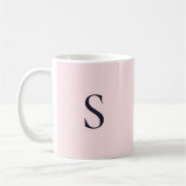 Mug Poudre rose Simple Moderne Joli Monogramme (Gauche)