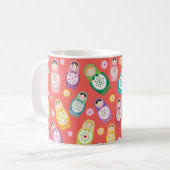 Mug Poupée russe - arrière - plan rouge (Devant gauche)