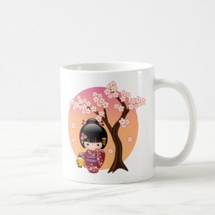 Mug Poupée Sakura Kokeshi - Geisha Girl sur café de pê