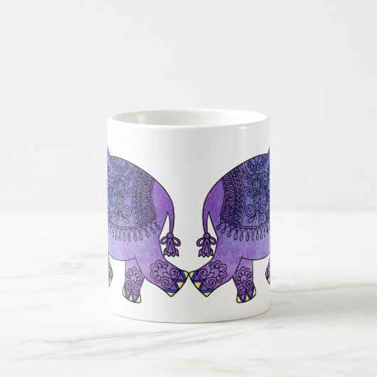 Mug Pourpre bleu d'éléphant de mandala d'aquarelle (Centre)