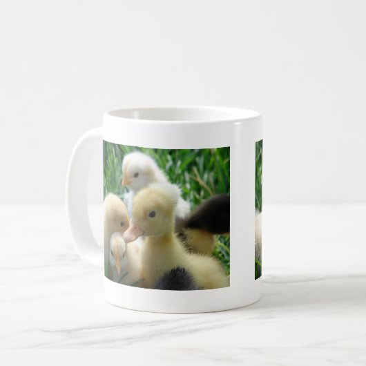 Mug Poussins et colliers (Devant gauche)
