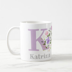 Mug Premier nom initial plus Katrina avec fleurs