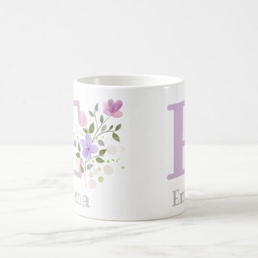 Mug Première initiale plus le nom Emma avec des fleurs (Centre)