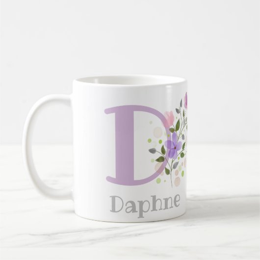 Mug Première initiale plus nom Daphne avec des fleurs (Gauche)