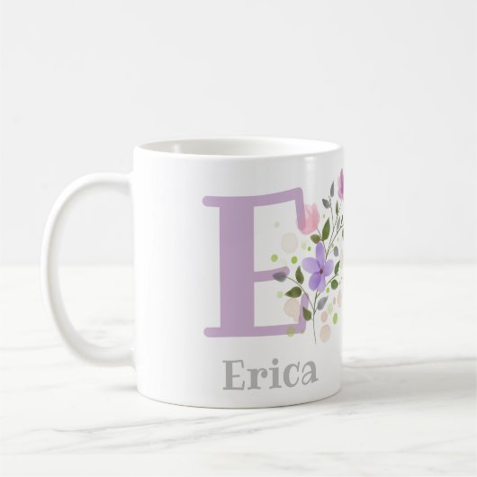 Mug Première initiale plus nom Erica avec des fleurs (Gauche)