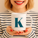 Mug Première lettre | Teal Monogram Modern Stylish Coo<br><div class="desc">Simple,  stylish custom initial letter monogram coffee mug dans typographiy minima moderne in teal blue. A perfect custom gift or accessoire with personal touch !</div>