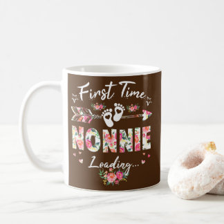 Mug Première Nonnie Est 2022 Promue à nouveau