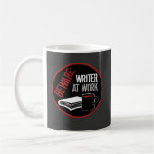 Mug Prenez garde : Auteur au travail (Gauche)