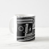 Mug Prévision de bateau de pêche b-w (Devant gauche)