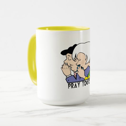 Mug Priez Ensemble. (Devant gauche)