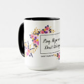 Mug Priez l'espoir n'inquiètent pas l'aumônier Pio (Devant gauche)