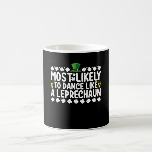 Mug Probablement De Danse Comme Un St patrick Leprecha (Centre)