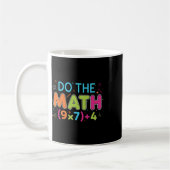 Mug Prof de maths drôle fait le calcul 67 mème six sep (Gauche)
