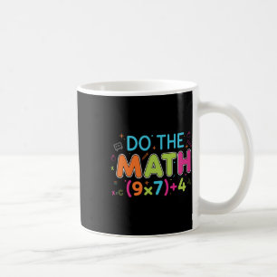 Mug Prof de maths drôle fait le calcul 67 mème six sep