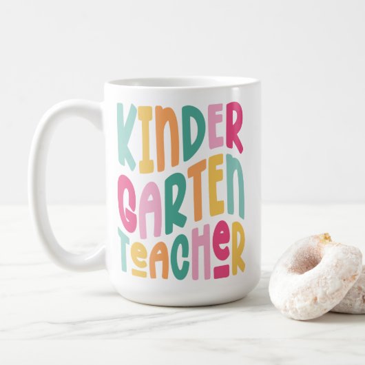 Mug Professeur de Maternelle Texte Coloré (Avec donut)