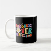 Mug Progrès Motivationnel sur la perfection Enseignant (Gauche)
