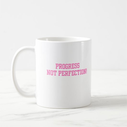 Mug Progrès pas perfection rose (Gauche)
