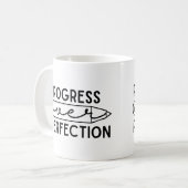 Mug Progrès sur la perfection (Devant gauche)