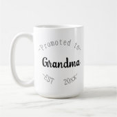 Mug Promoted to Grandma (Gauche)