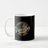 Mug Promoted To Grandpa 2026 Expecting Baby Usa Flag G (Gauche)