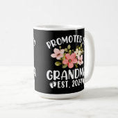 Mug Promu À Grand-Mère 2024 Première Fleur Nana (Devant droit)