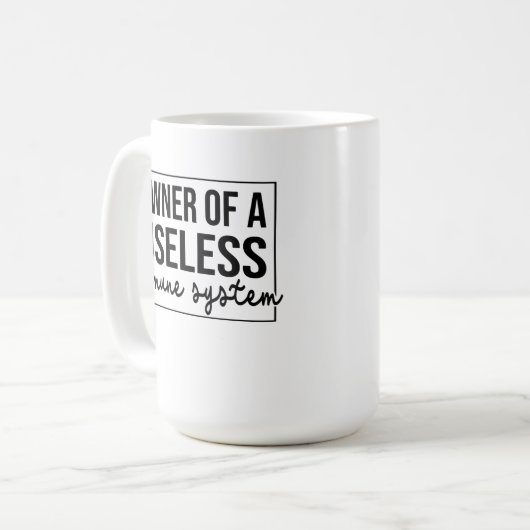 Mug Propriétaire D'Un Système Immunitaire Inutile (Devant gauche)