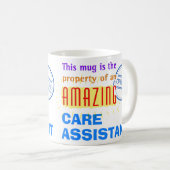 Mug Propriété d'un(e) assistant(e) de soins incroyable (Devant droit)