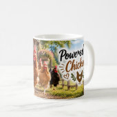 Mug Propulsé par la vie de ferme de poulets (Devant droit)