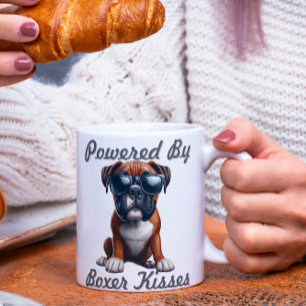 Mug Propulsé par les baisers de Boxer – Graphique drôl