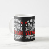 Mug Protégée Par Une Fille De Vétéran Fière (Devant gauche)