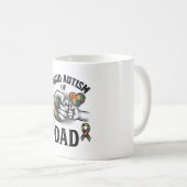 Mug Proud Autism Dad Vintage Engraving Awareness Shirt (Devant droit)