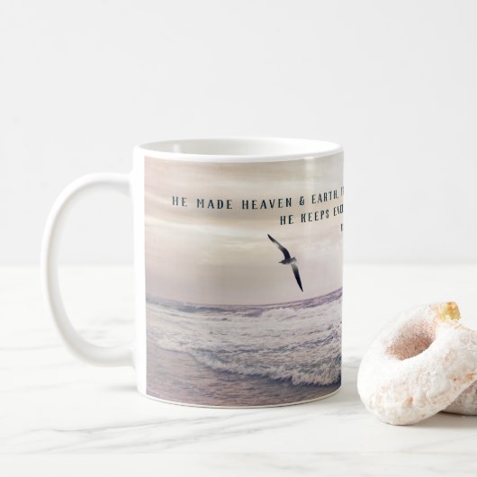 Mug Psaume 146:6 Vagues de plage et photographie de mo (Avec donut)
