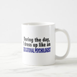 Mug Psychologue éducatif au cours de la journée