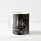 Mug Public-Bibliothèque de Pièce-Boston de (Devant gauche)