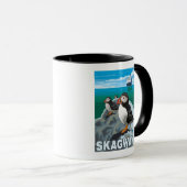 Mug Puffins et bateau de croisière - Skagway, Alaska (Devant droit)