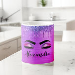 Mug Purple Glitter Sparkle Eyelashes Monogram<br><div class="desc">Purple Faux Foil Parties scintillant d'étincelle métallique broyée Monogramme de métal brossé Nom et cils initiaux (cils), Extensions d'oreillettes et Yeux Coffee Cup ou Mug. Le design fait le cadeau parfait pour 16 ans, mariage, douche nuptiale, anniversaire, baby shower ou bachelorette pour quelqu'un à la recherche d'un style cool tendance....</div>