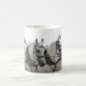 Mug Quatre côte à côte chevaux de trait gris de (Centre)