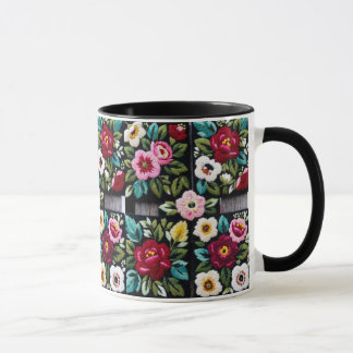 Mug Quatuor de broderies florales vibrantes sur fond n
