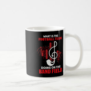 Mug Que fait l'équipe de football sur le terrain de la