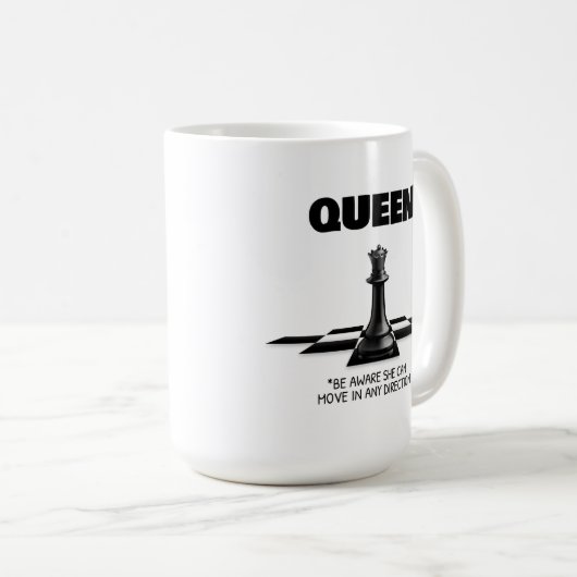 Mug Queen Chess Sachez Qu'Elle Peut Se Déplacer Dans N (Devant droit)