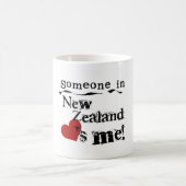 Mug Quelqu'un en Nouvelle Zélande m'aime (Centre)