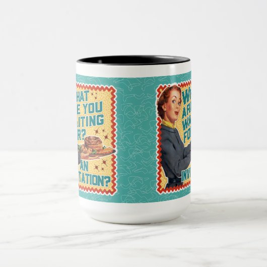 Mug Qu'Est-Ce Que Vous Attendrez ? Rétro femme au foye (Centre)