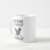 Mug Qui court le monde ? Écureuil (Devant gauche)