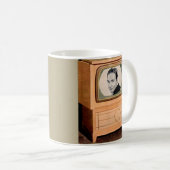 Mug Qui est à la télé ? (Devant droit)