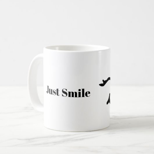 Mug Quoi qu'il arrive, continuez à sourire. (Devant gauche)