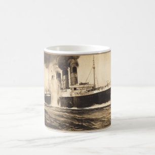 Mug R.M.S. Lusitania frappé par des torpilles outre d