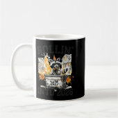 Mug Raccoon Rollin Into 2026 Funny Dumpster Fire 2025  (Gauche)