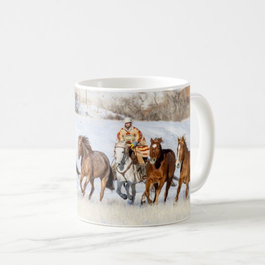 Mug Ranch de chevaux Hideout, wrangler et chevaux (Devant droit)