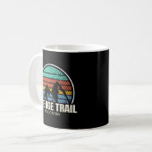 Mug Randonnée Camg de randonneurs de sentiers glaciair (Devant gauche)